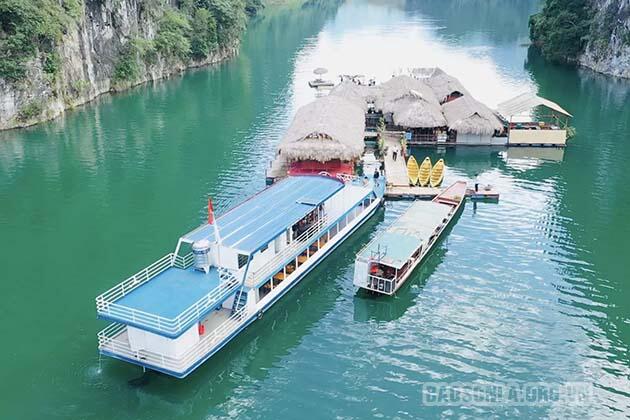 Nhà hàng nổi Vịnh Uy Phong 3