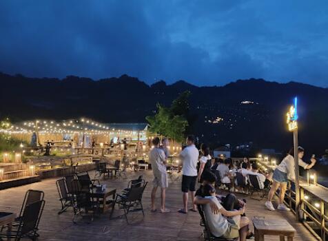 ĐÁ Coffee & BBQ Mộc Châu 5