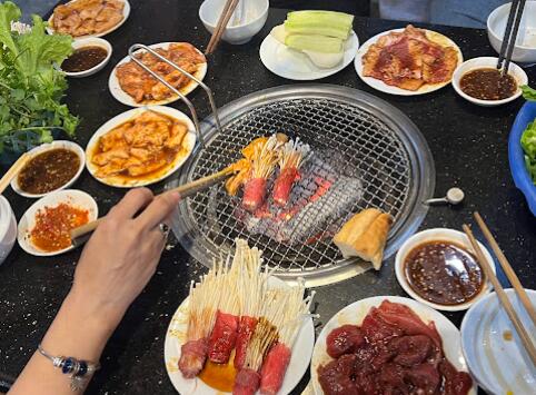 Nhà hàng Gụi quán 5