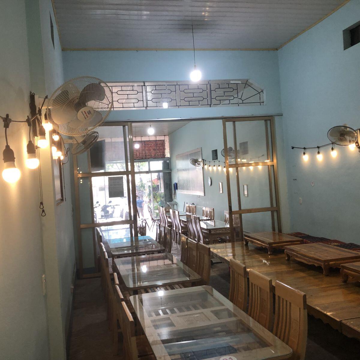 Nhà hàng Lẩu Dê Lành Luyến 82 4