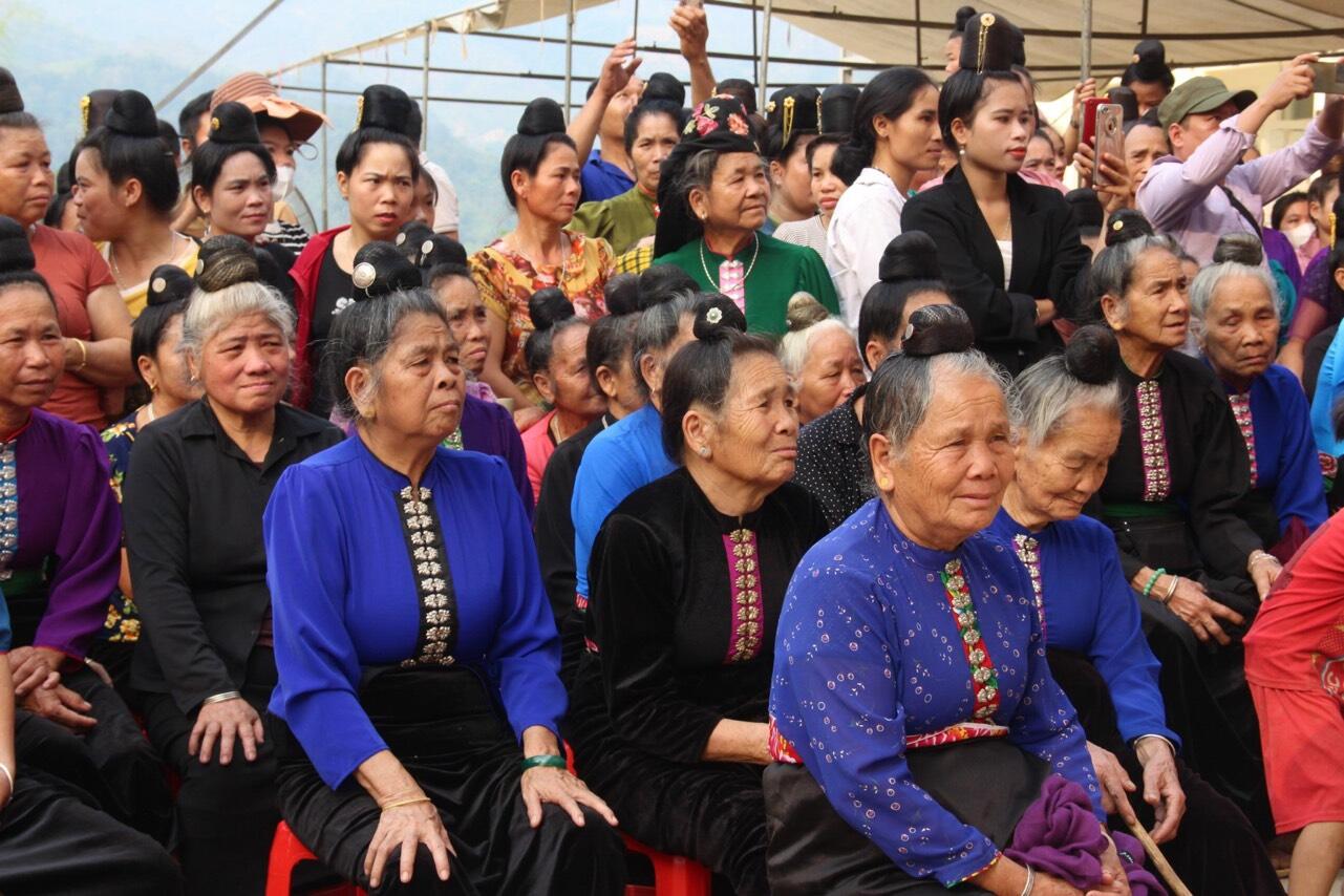 Du lịch cộng đồng không gian văn hóa dân tộc La Ha 2