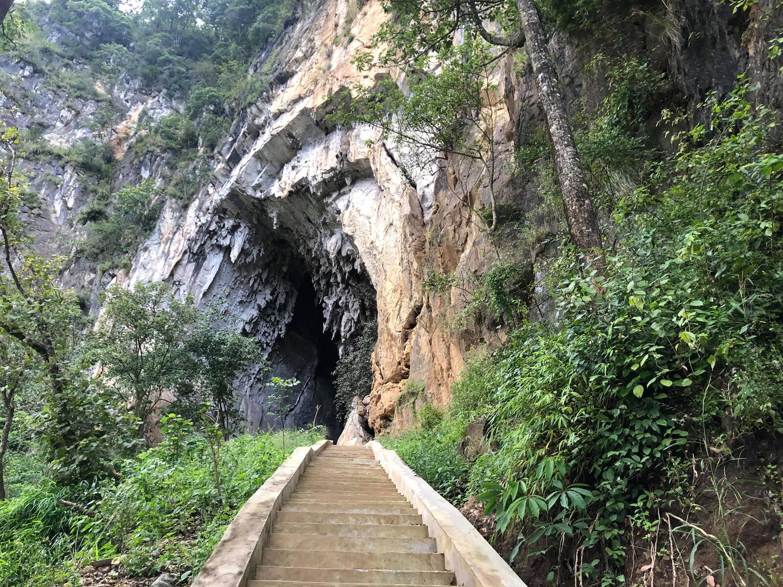 Hang vợ chồng A Phủ 2