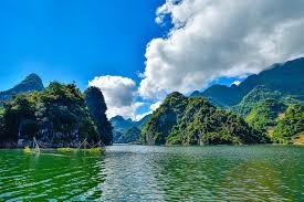 Vịnh Uy Phong 4
