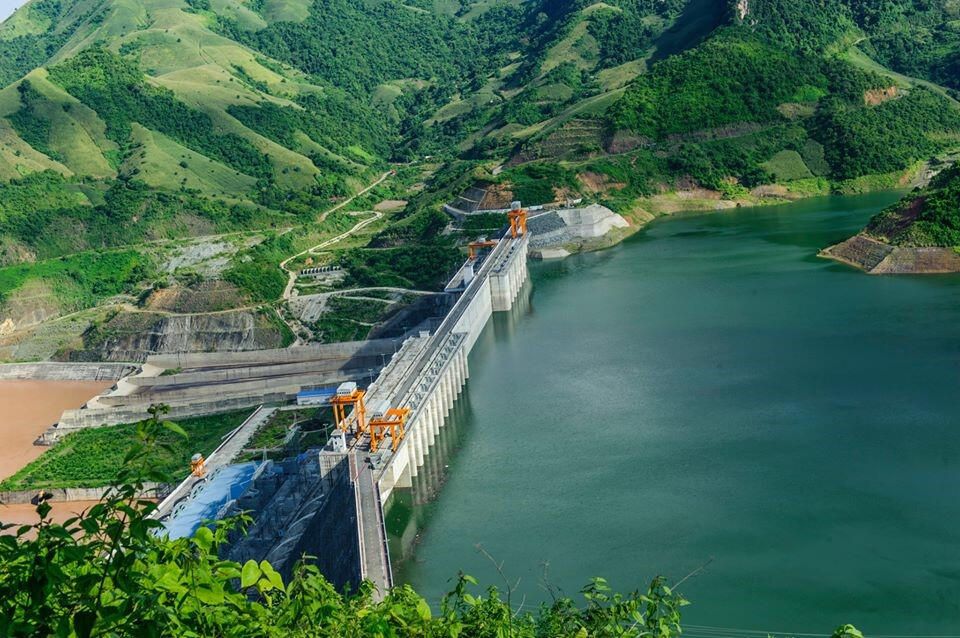 Hồ thủy điện Sơn La 4