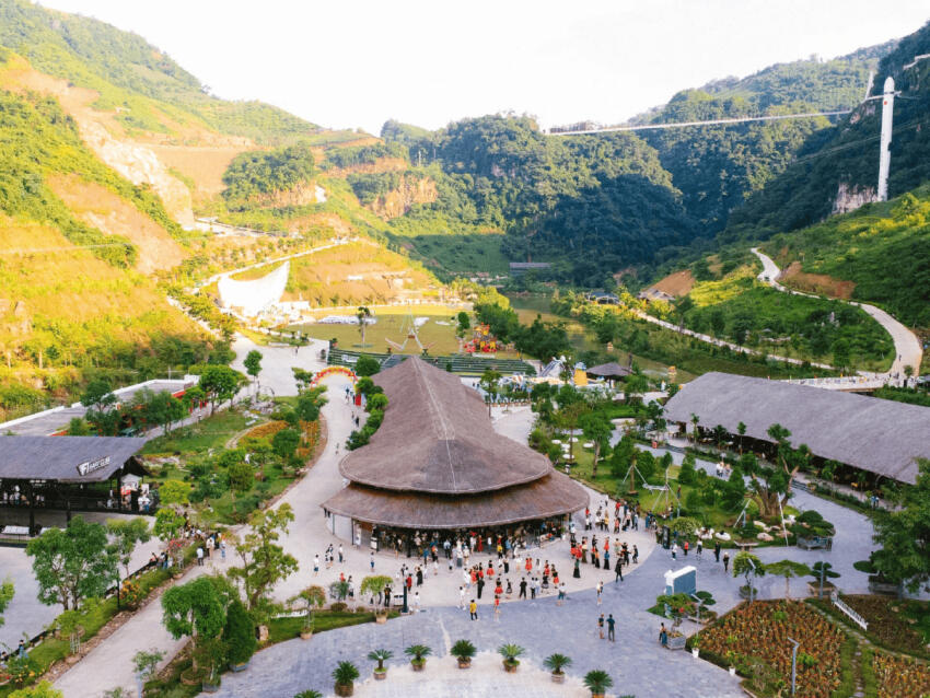 Mộc Châu island 2